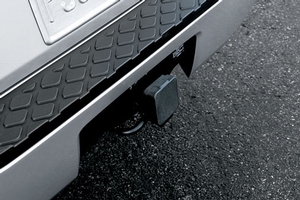 Image of Tow Hitch Receiver, Class III (Hitch Only). Tow Hitch Receiver image for your 2014 Nissan Xterra   